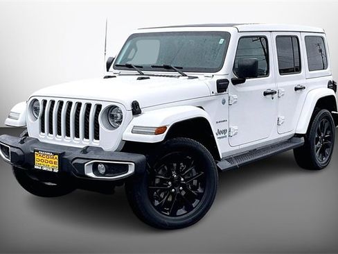 Used 2021 Jeep Wrangler Unlimited Sahara w/ Cold Weather Group image 2