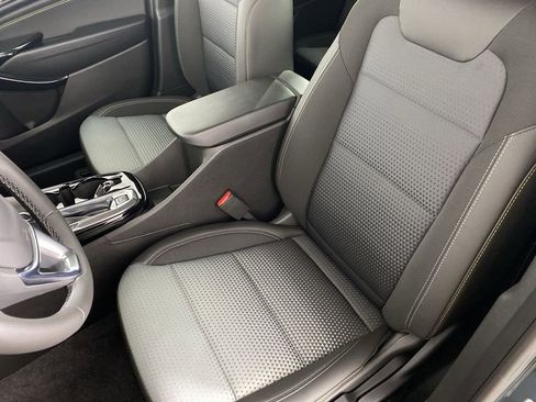 New 2026 Chevrolet Trax LT w/ Driver Confidence Package image 18