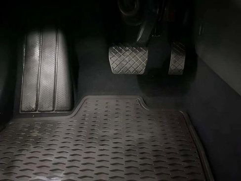 Used 2022 Volkswagen ID.4 Pro S RWD image 43