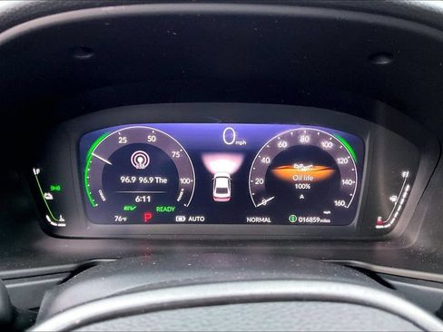 Used 2025 Honda Accord Sport image 12