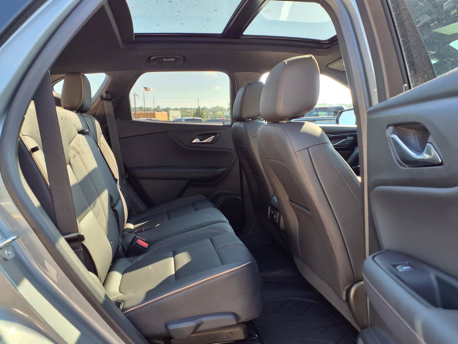 Used 2025 Chevrolet Blazer Premier w/ LPO, Floor Liner Package FWD image 31