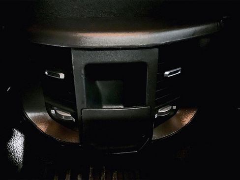 Used 2024 RAM 3500 Tradesman w/ Chrome Appearance Group image 12