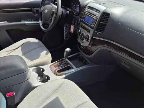 Used 2010 Hyundai Santa Fe GLS AWD/4WD image 7