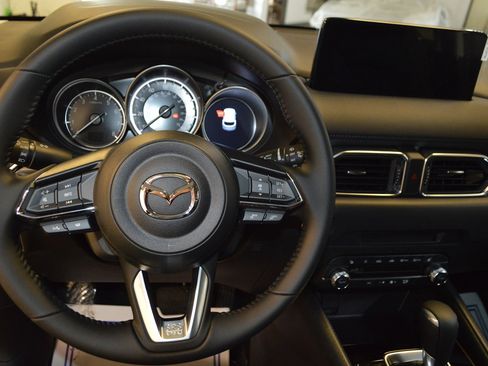 New 2025 MAZDA CX-5 AWD 2.5 S w/ Preferred Package image 13