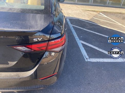 Certified 2022 Nissan Sentra SV w/ SV Premium Package image 4