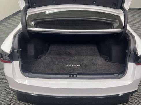 Certified 2023 Lexus IS 350 F Sport RWD image 8