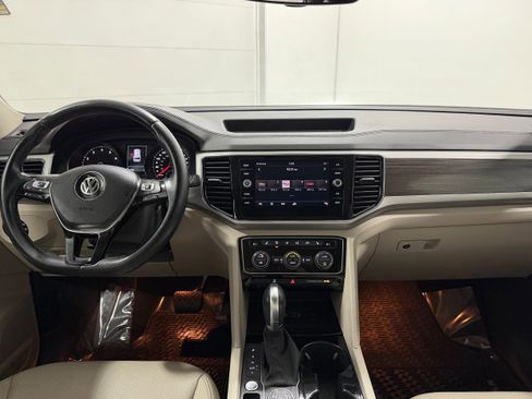 Used 2018 Volkswagen Atlas SEL image 9