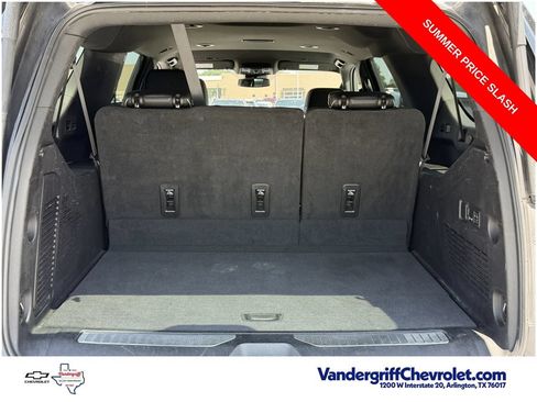 Used 2023 Chevrolet Suburban Premier RWD image 30