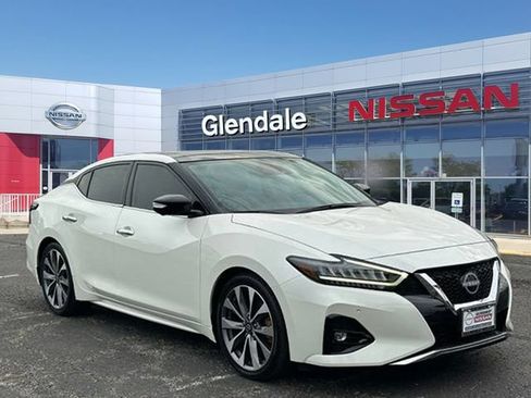 Certified 2023 Nissan Maxima Platinum w/ Sport Mat Group FWD image 3