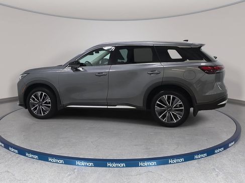 Certified 2026 INFINITI QX60 Luxe w/ Family Package AWD/4WD image 8