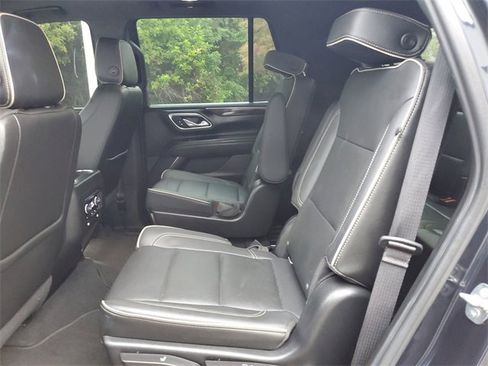 Used 2021 Chevrolet Tahoe Premier w/ Premium Package image 30