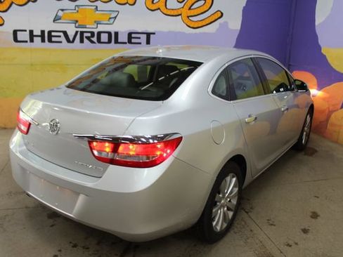Used 2013 Buick Verano FWD image 8