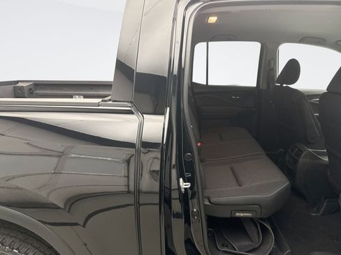 Used 2023 Honda Ridgeline Sport image 17
