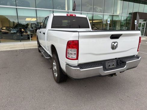 Used 2024 RAM 2500 Big Horn AWD/4WD image 14
