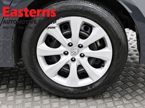 Used 2023 Toyota Corolla LE image 32