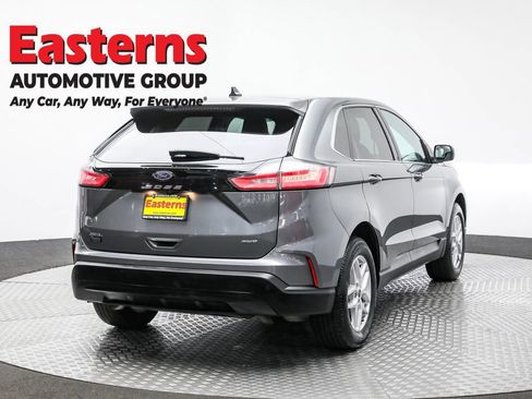 Used 2024 Ford Edge SEL image 5