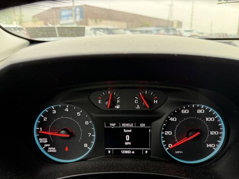 Used 2018 Chevrolet Equinox LT AWD/4WD image 13