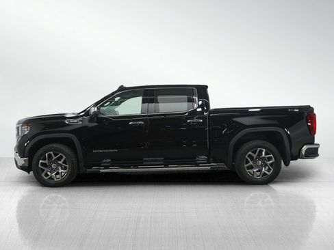 Used 2023 GMC Sierra 1500 SLT w/ SLT Premium Package image 2