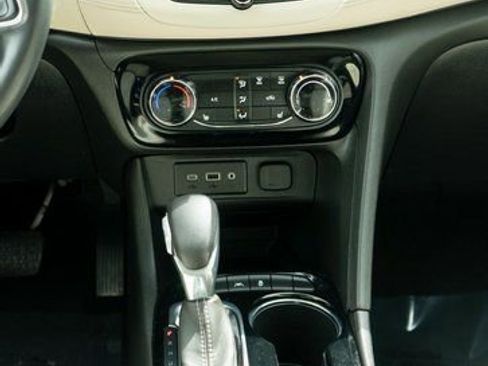Used 2023 Buick Encore GX Preferred w/ Cold Weather Comfort Package FWD image 16