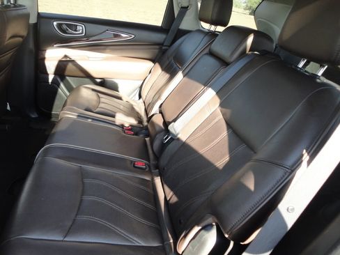 Used 2013 INFINITI JX35 AWD w/ Premium Pkg image 9