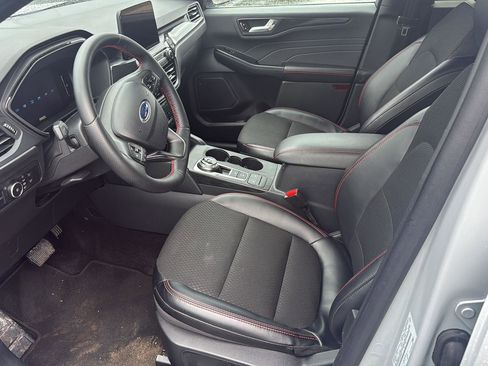 Used 2025 Ford Escape ST-Line Select image 13