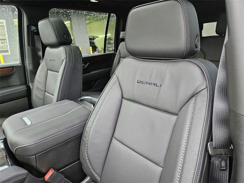 New 2026 GMC Yukon XL Denali w/ Sun & Power Step Package image 13