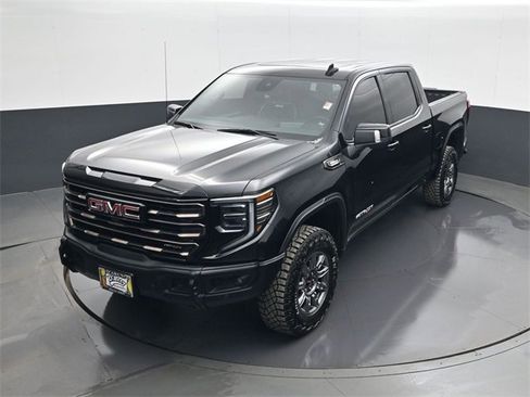 Used 2025 GMC Sierra 1500 AT4X image 13