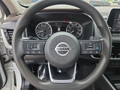Used 2021 Nissan Rogue SV AWD/4WD image 18
