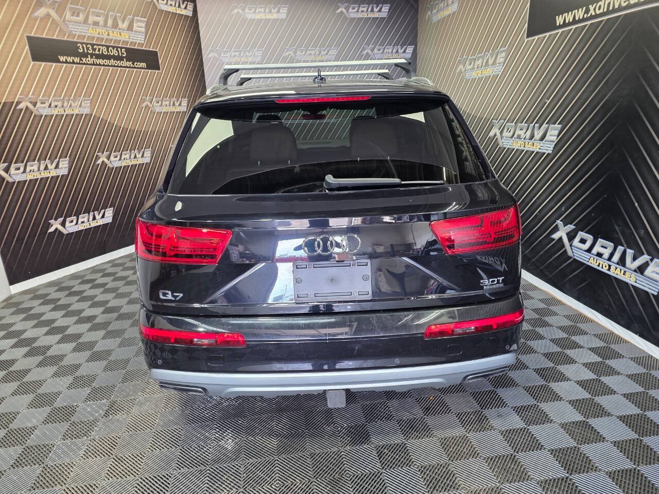 Used 2018 Audi Q7 3.0T Prestige AWD/4WD image 14
