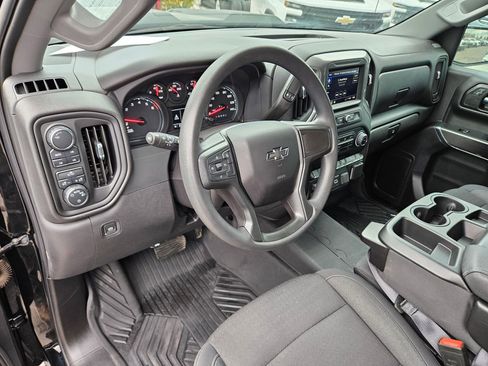 Used 2024 Chevrolet Silverado 1500 Custom Trail Boss w/ Midnight Edition image 12