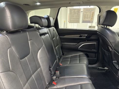 Used 2022 Kia Telluride SX image 16
