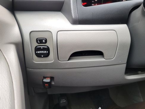 Used 2009 Toyota Camry LE image 19