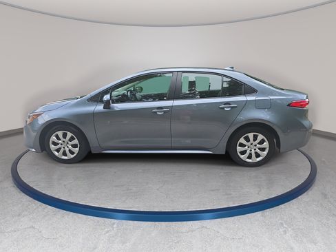 Used 2024 Toyota Corolla LE FWD image 8