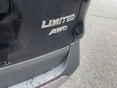 New 2025 Toyota RAV4 Limited image 14