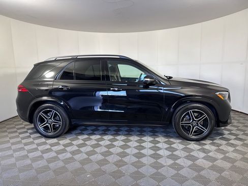 Certified 2025 Mercedes-Benz GLE 450 4MATIC image 6