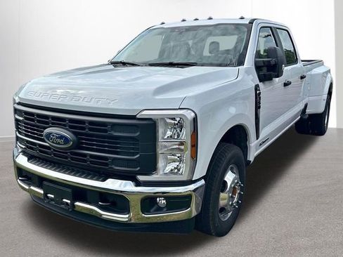 Used 2026 Ford F350 XLT AWD/4WD image 5