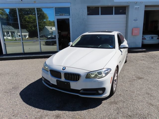 Used 2015 BMW 528i Sedan RWD image 2