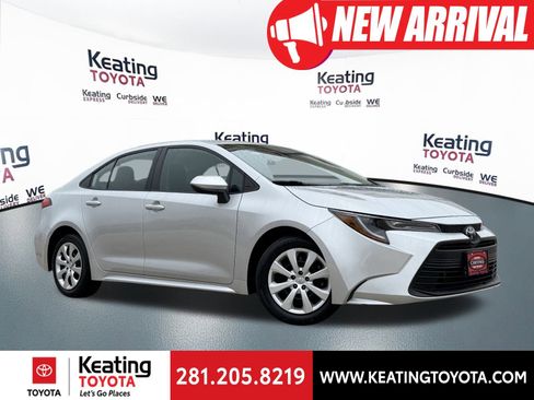 Certified 2024 Toyota Corolla LE image 1