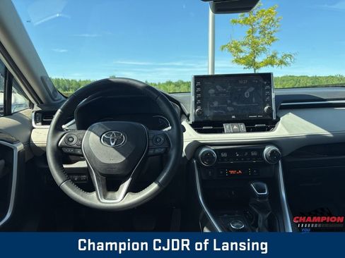 Used 2022 Toyota RAV4 Limited w/ Limited Grade Weather Package AWD/4WD image 2