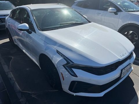Used 2025 Kia K5 LXS FWD image 2