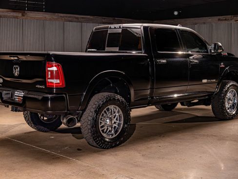Used 2019 RAM 2500 Limited w/ Body Color Bumper Group AWD/4WD image 9