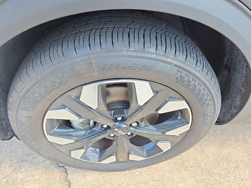 Used 2024 Kia Sportage X-Line w/ X-Line Premium Package AWD/4WD image 2