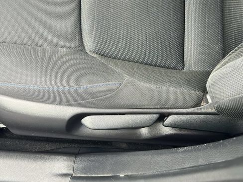 Used 2022 Toyota Corolla SE w/ Carpet Mat Package (TMS) FWD image 15