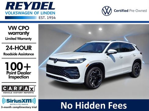 Certified 2025 Volkswagen Tiguan SEL R-Line AWD/4WD image 1