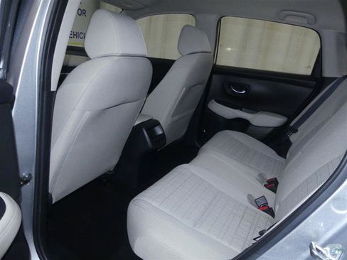Used 2025 Honda HR-V LX image 19