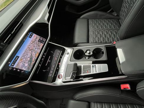 Used 2025 Audi RS 6 performance image 16