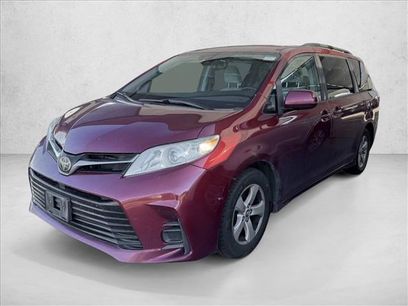 Used 2019 Toyota Sienna LE