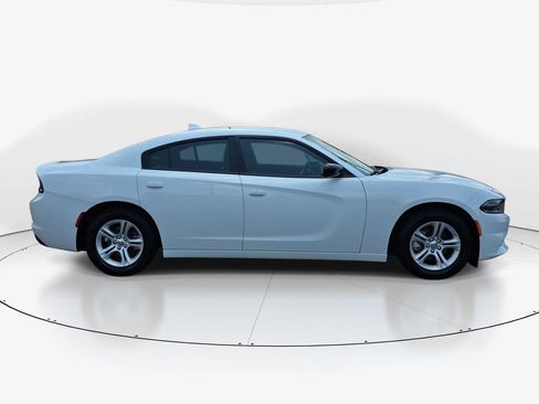 Used 2023 Dodge Charger SXT RWD image 5