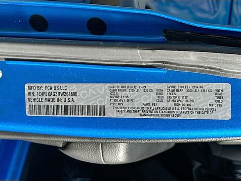 Used 2024 Jeep Wrangler Sport S image 30