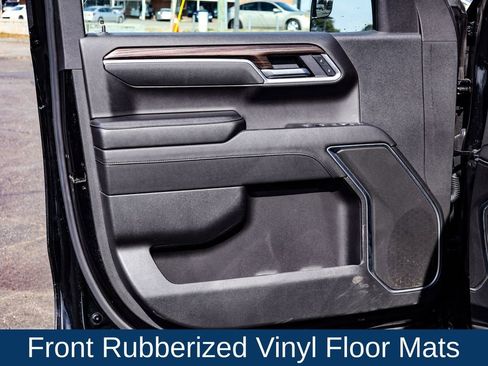 Used 2025 Chevrolet Silverado 1500 LT image 36